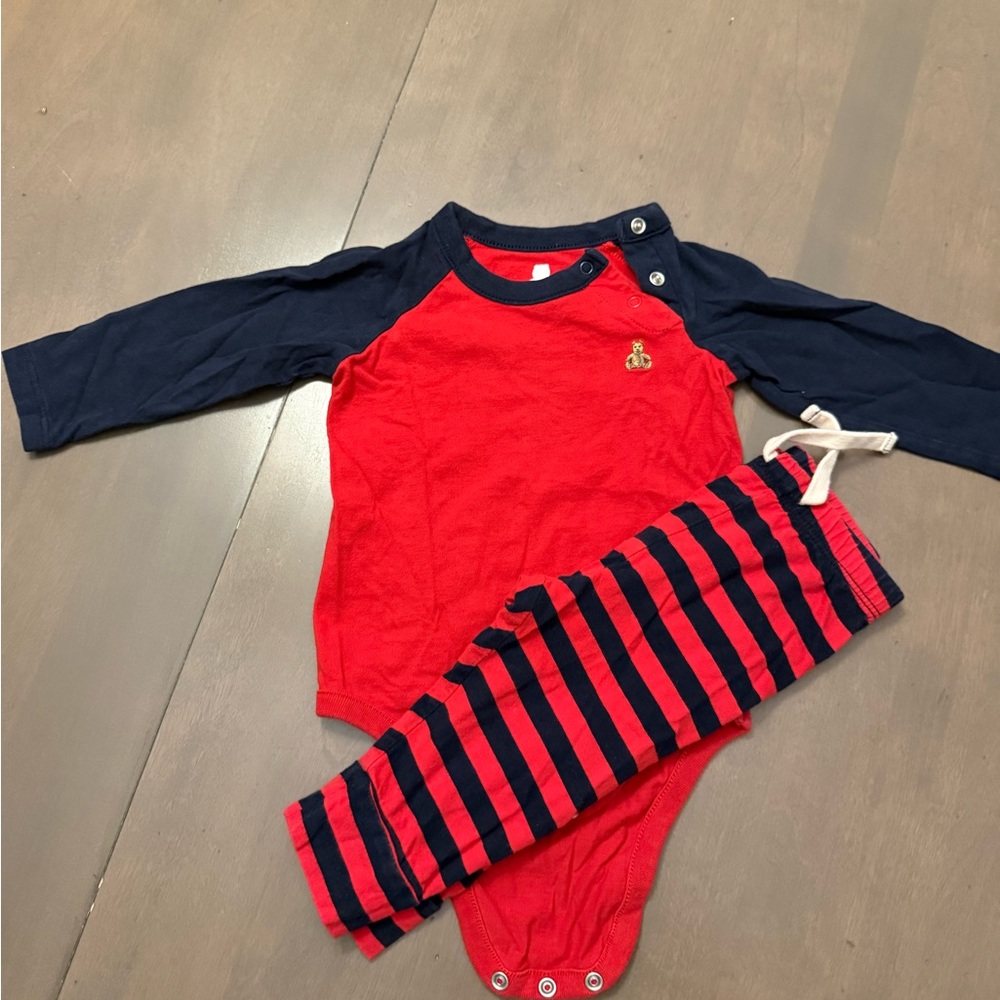 GAP Baby Red Organic Cotton Apparel 6-12 Months